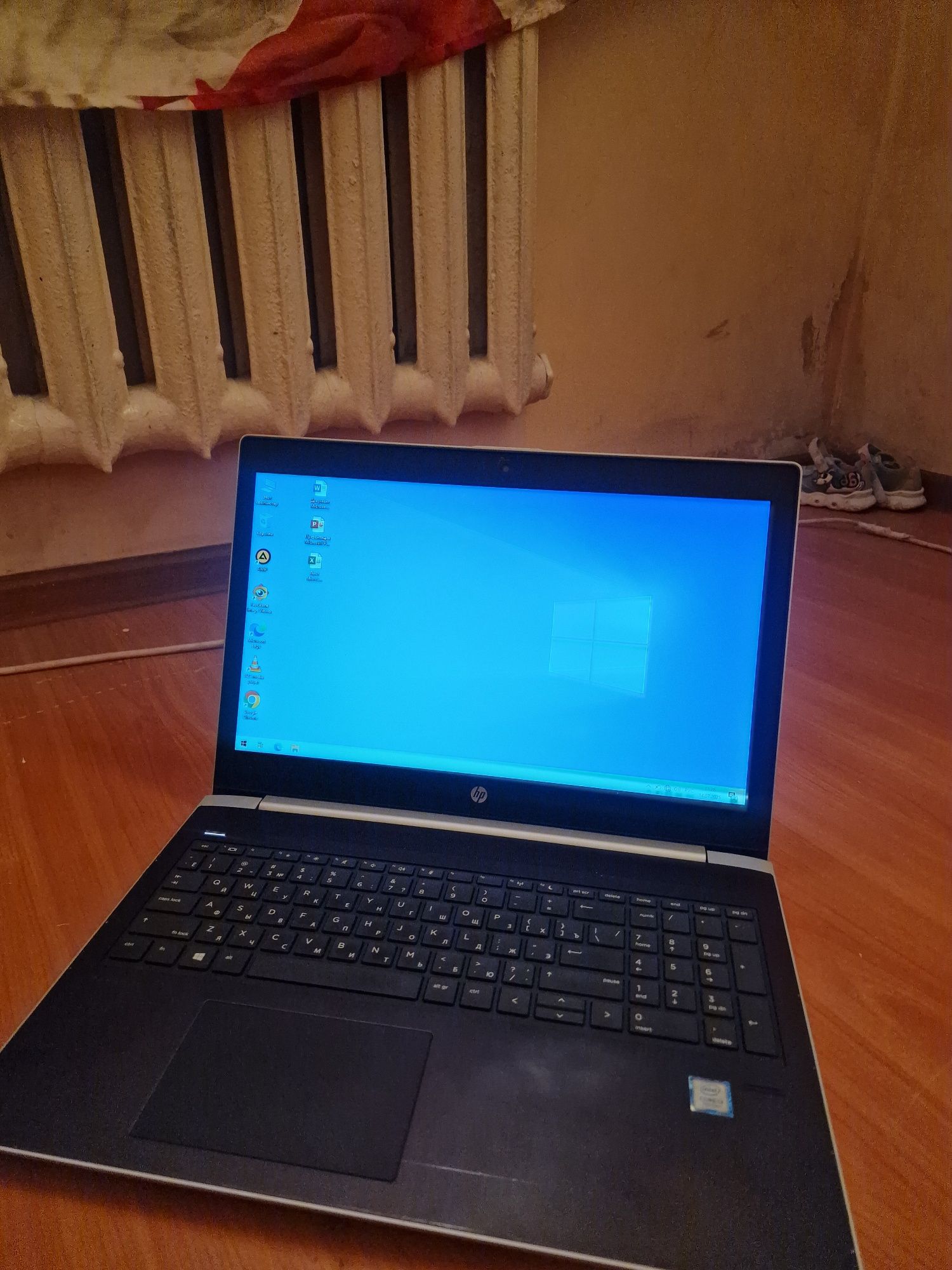 Ноутбук Hp Pavillion Core i3-7100