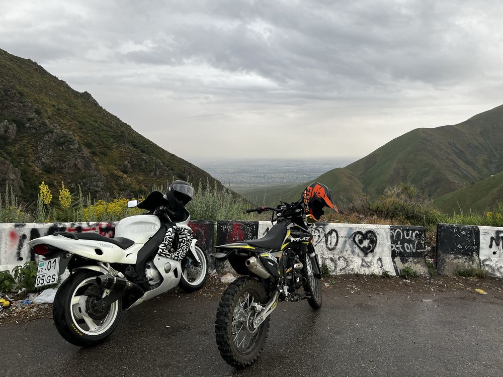 Yamaha YZF600r Thundercat