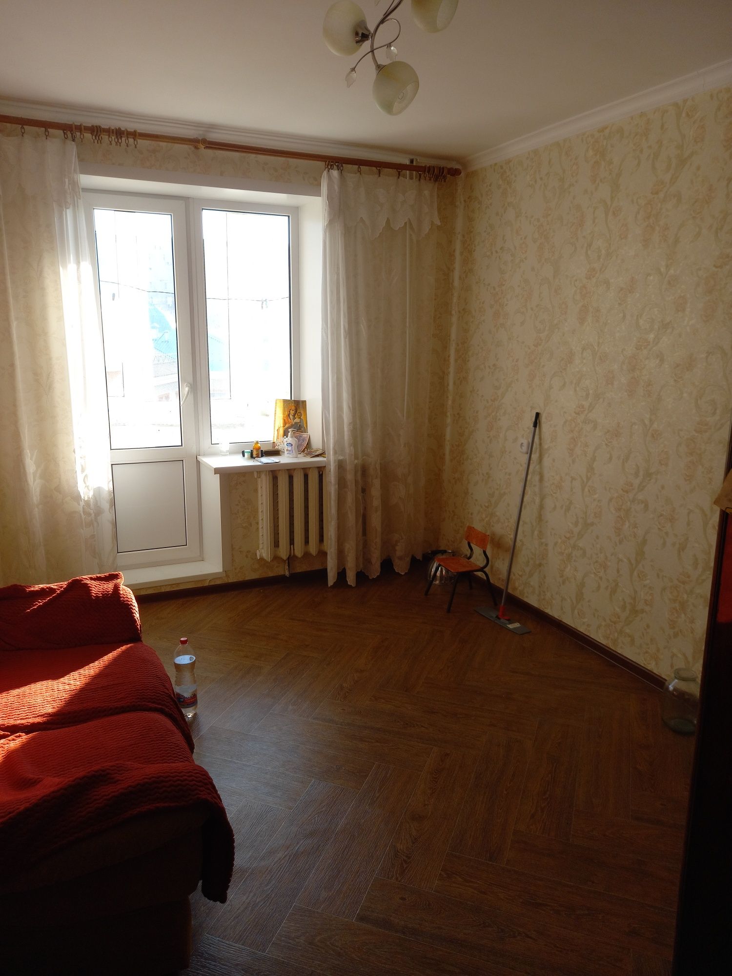 Продам 2х комн. квартиру