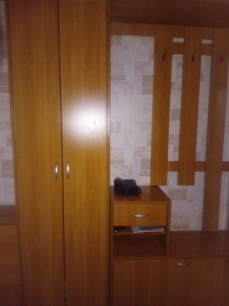 Продам прихожую д