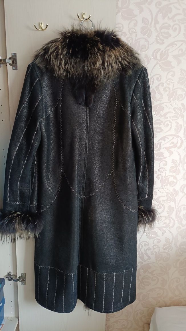 Дублёнки натуральне женские