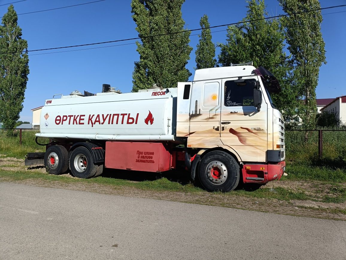 Продам бензовоз в хорошем состоянии калибровка 17035