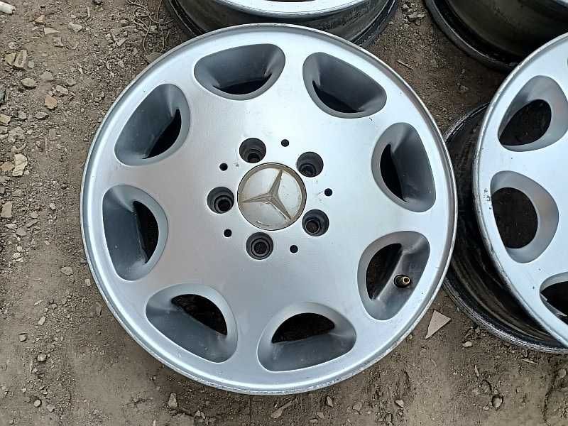 Продам оригинальные легкосплавные диски "Ronal" на  Mercedes 124