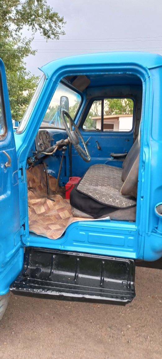 Продам газ 52. Автолавка. Будка.