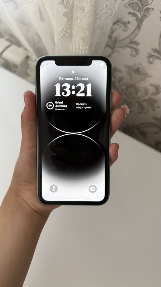 iphone 11 (76%)полный комплект
