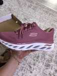 Продам кроссовки Skechers