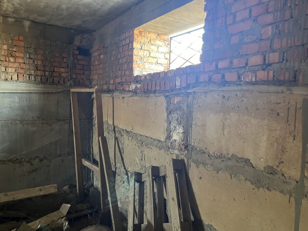 продам большой дом