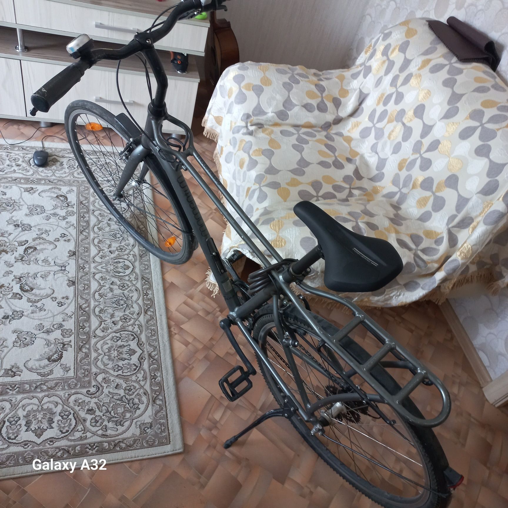Велосипед Giant momentum рама L колёса 28" shimano