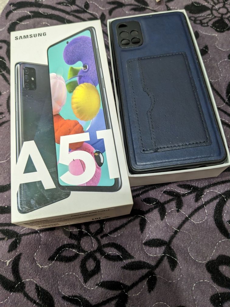 Samsung a51, 128 GB с документами  в отличном состоянии