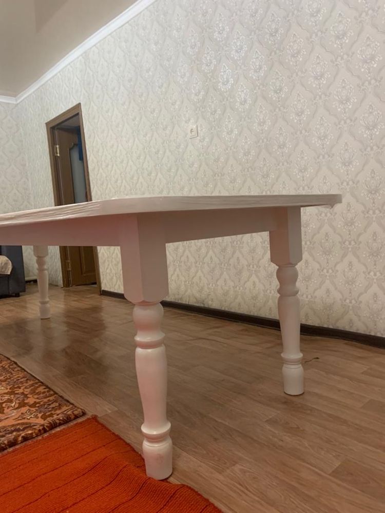 Продам стол 3 м новый