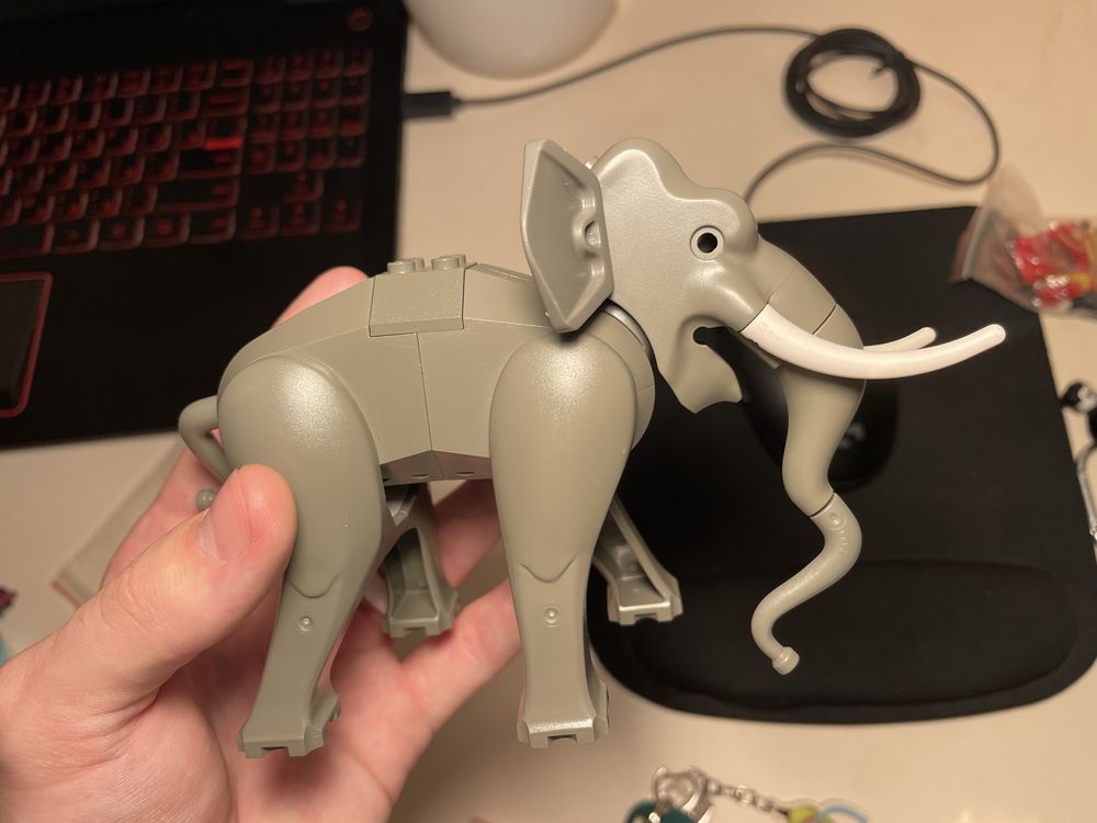 Lego Elephant — Лего Слон