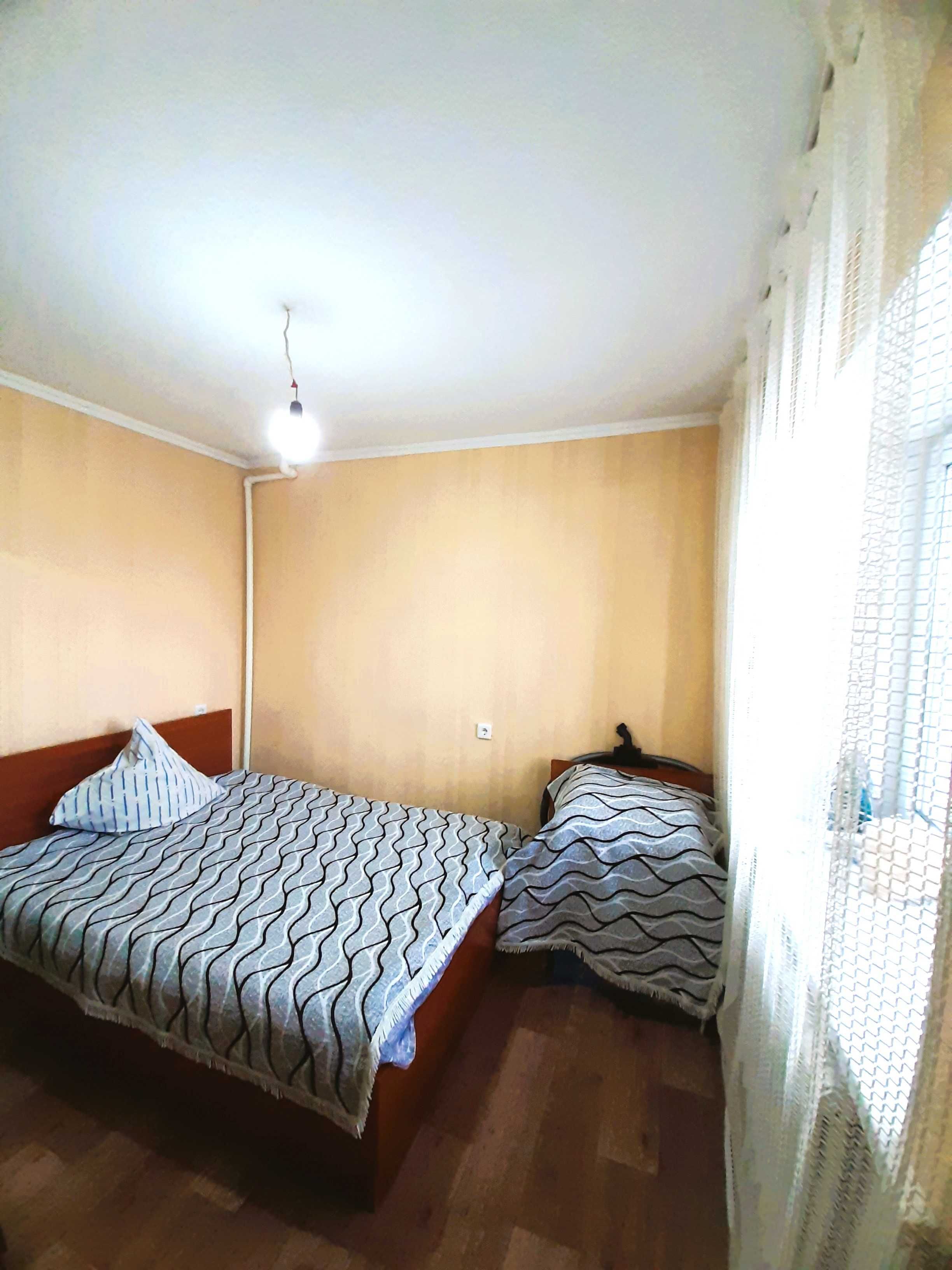 Продам 3-х комн. по Металлургов, 6 мкр.