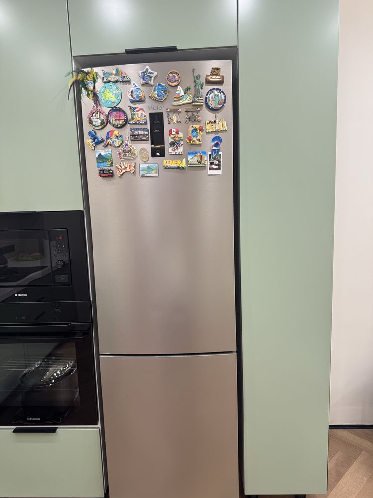 Продам холодильник Haier