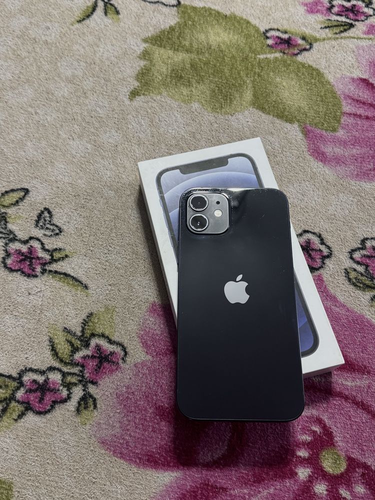 В продаже iphone 12 Black
