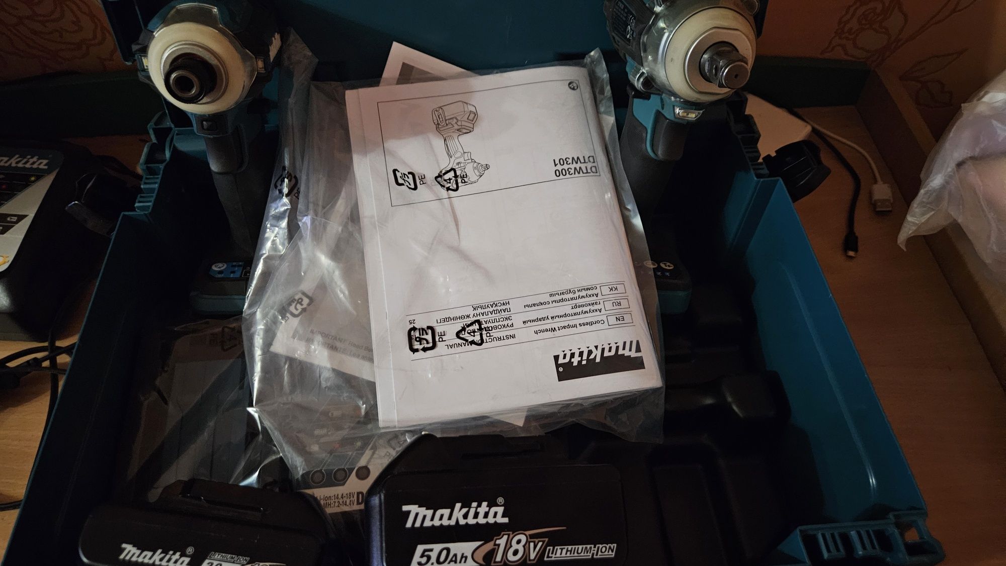 Makita .гайковёрт и импакт реноватор