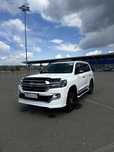 Продаю Land Cruiser 200