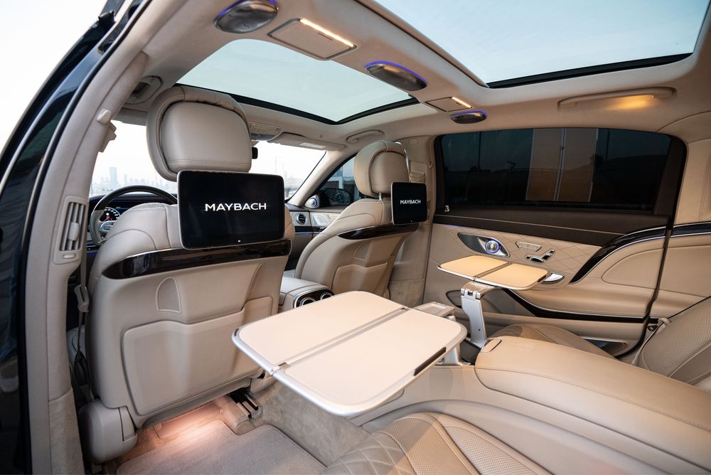Прокат Аренда авто Мерседес V class с водителем.