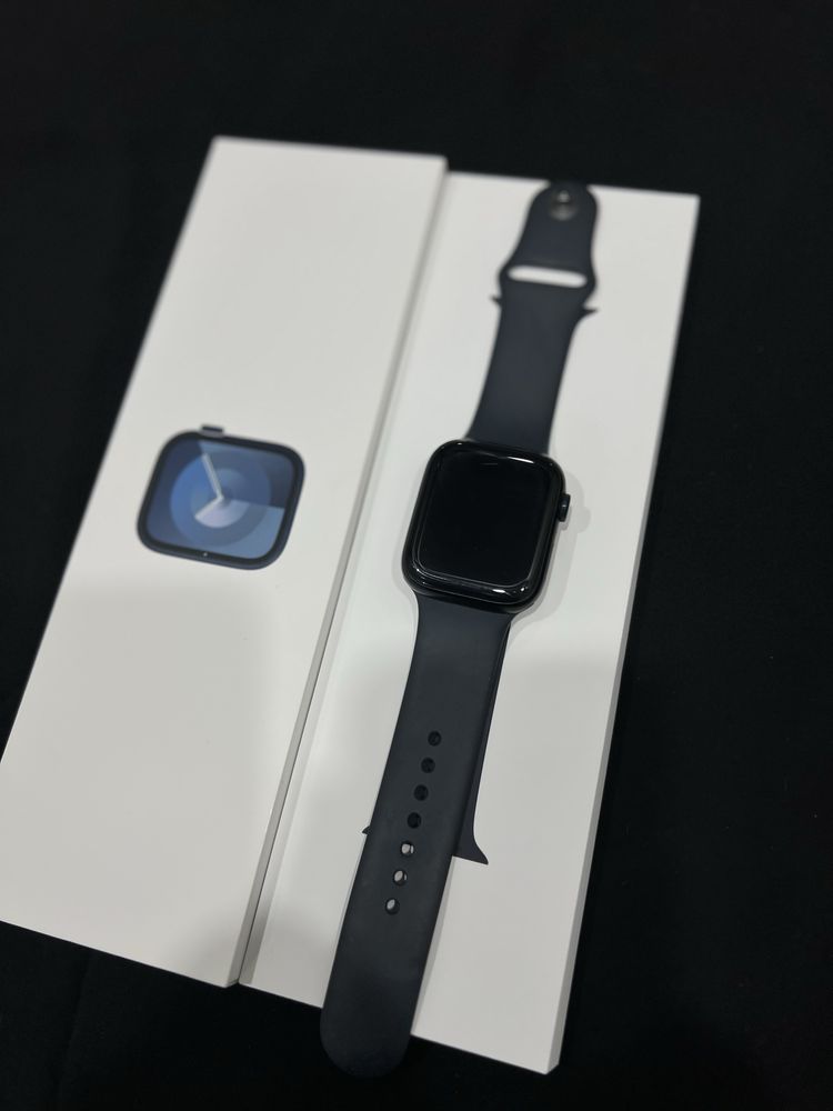 Продам Apple Watch Series 9