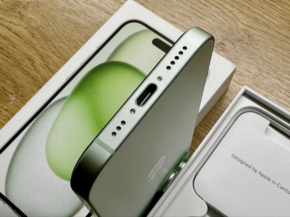 iPhone 15 от крупного ритейлера. В новом состоянии. Торг.