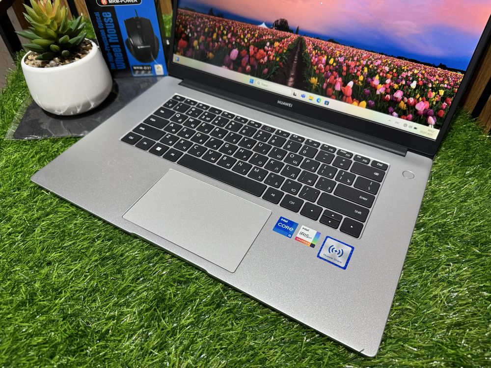 Мощный Ноутбук Huawei MateBook D15 Core i5-1135G7/Iris Xe/Ram8/SSD512/