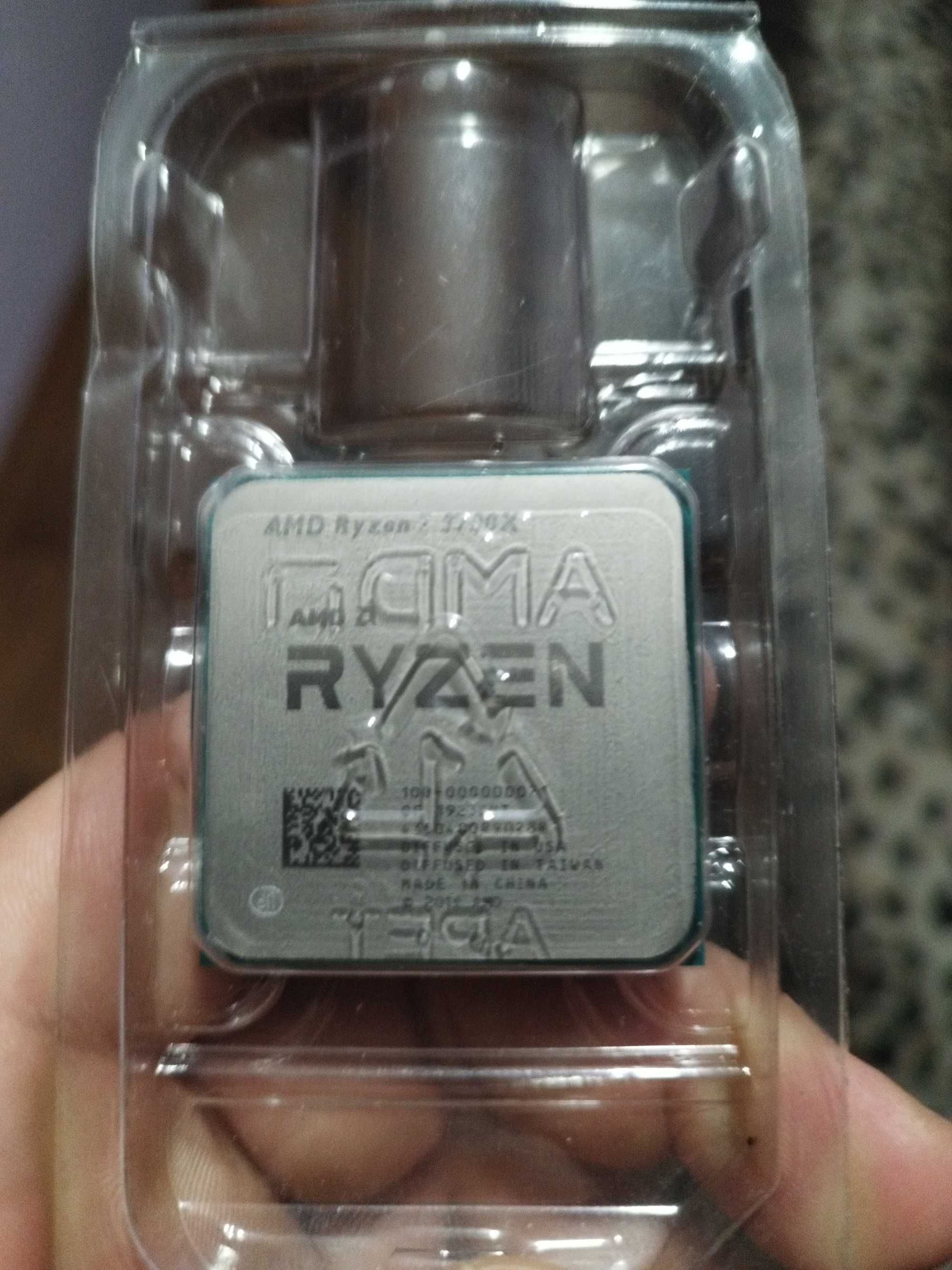 Ryzen 3700x  box с кулером AMD
