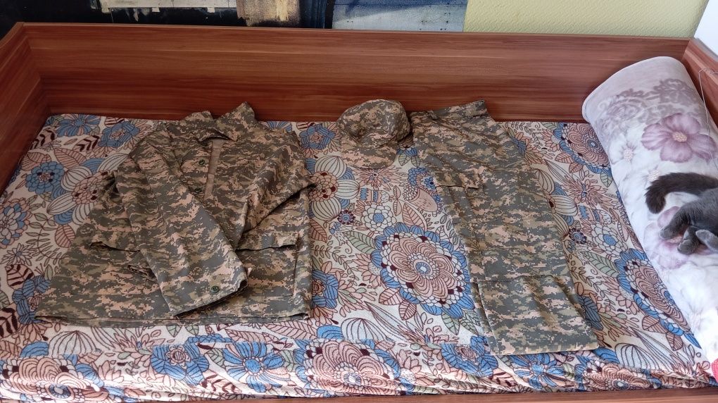 Продам военную форму