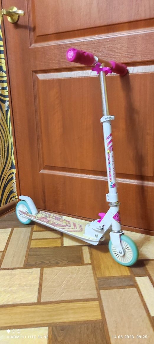 Продам самокат детский