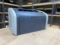 Принтер лазерный HP LaserJet 1010, ч/б, A4 в хорошем состоянии