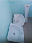 Продам две новые раковины,которые на фото.В отличном состоянии………………..