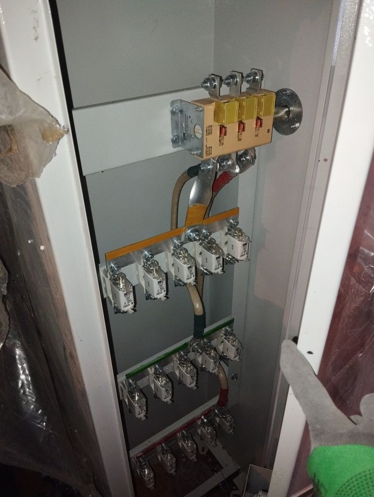 Продам 2 силовых распределительных шкафа