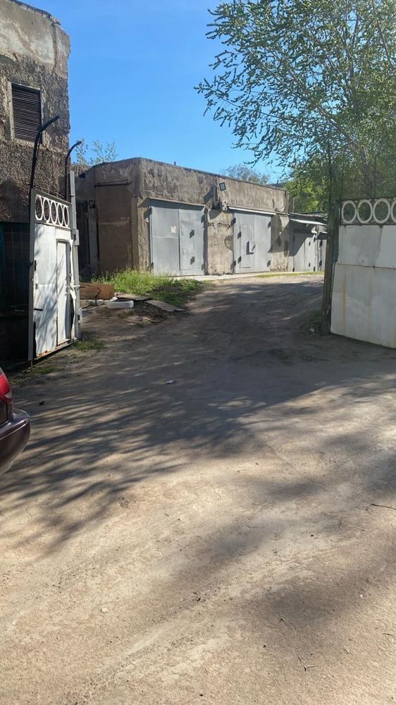 Продам гараж в районе Таксопарка