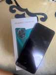 Huawei nova 12i.