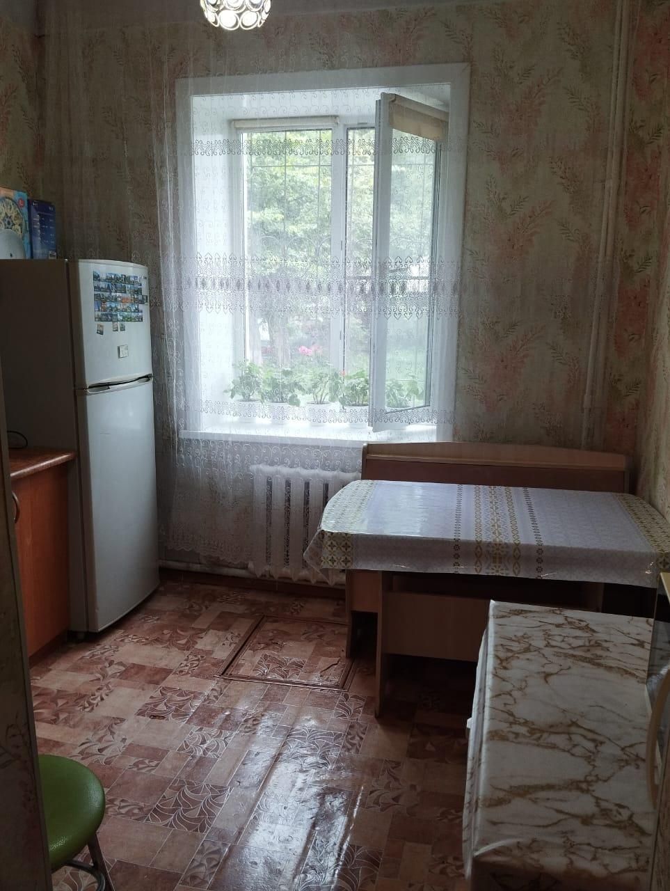 Продаётся 1-комнатная квартира 21 школа, 2 горбольница 9400
