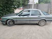 Продам машину Mitsubishi галанд
