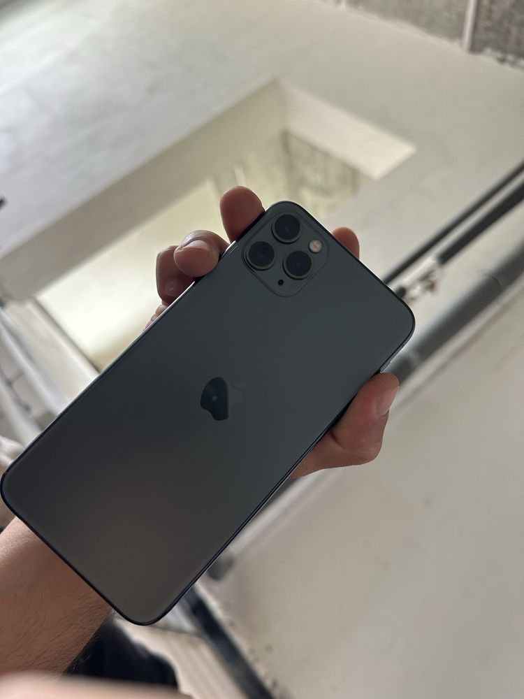 Iphone 11про мах пам 64 акб 73