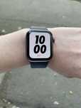 Apple Watch SE 40mm Nike