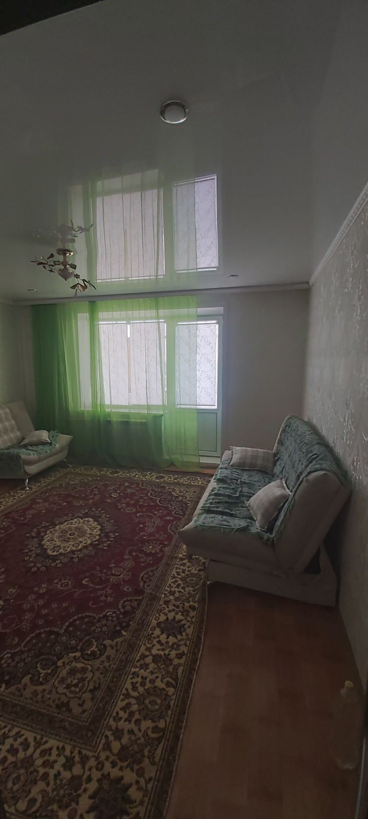 Срочно продам 3 комн квартиру 70 кв.м. очень светлая, теплая,