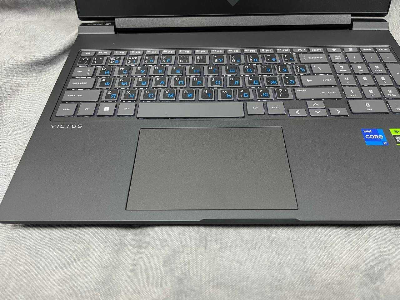 Для игр и графический программ RTX4070-8гб/2k 165гц Victus Core i7