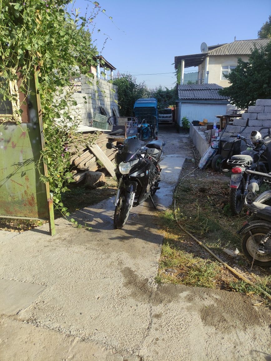 Мотоцикл городской байк Riser 200куб сбалансированный мотор