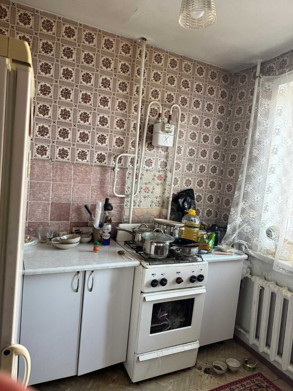 Продам 1 комнатную квартиру Центр 2/5