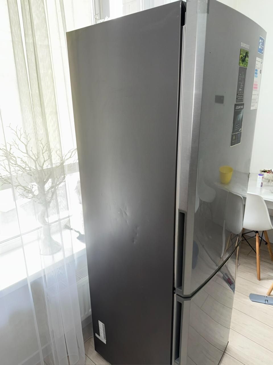 Продаю холодильник Samsung RL34CMG, No Frost