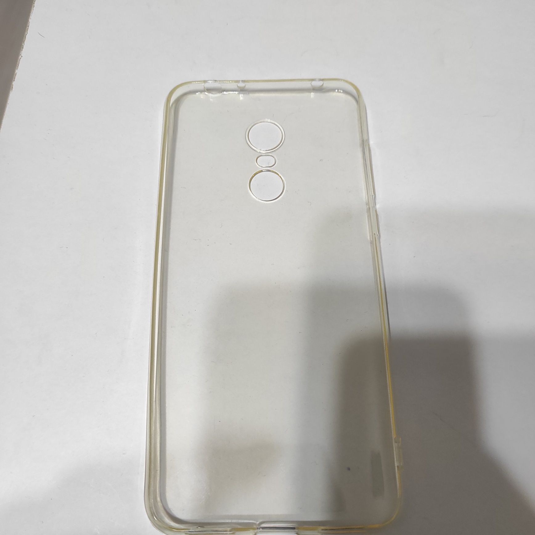 Продаю силиконовый чехол для телефона Xiaomi Redmi 5 Plus новый, сяоми