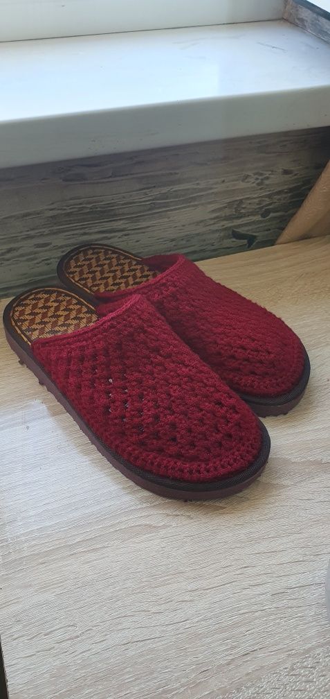 Тапочки вязаные крючком