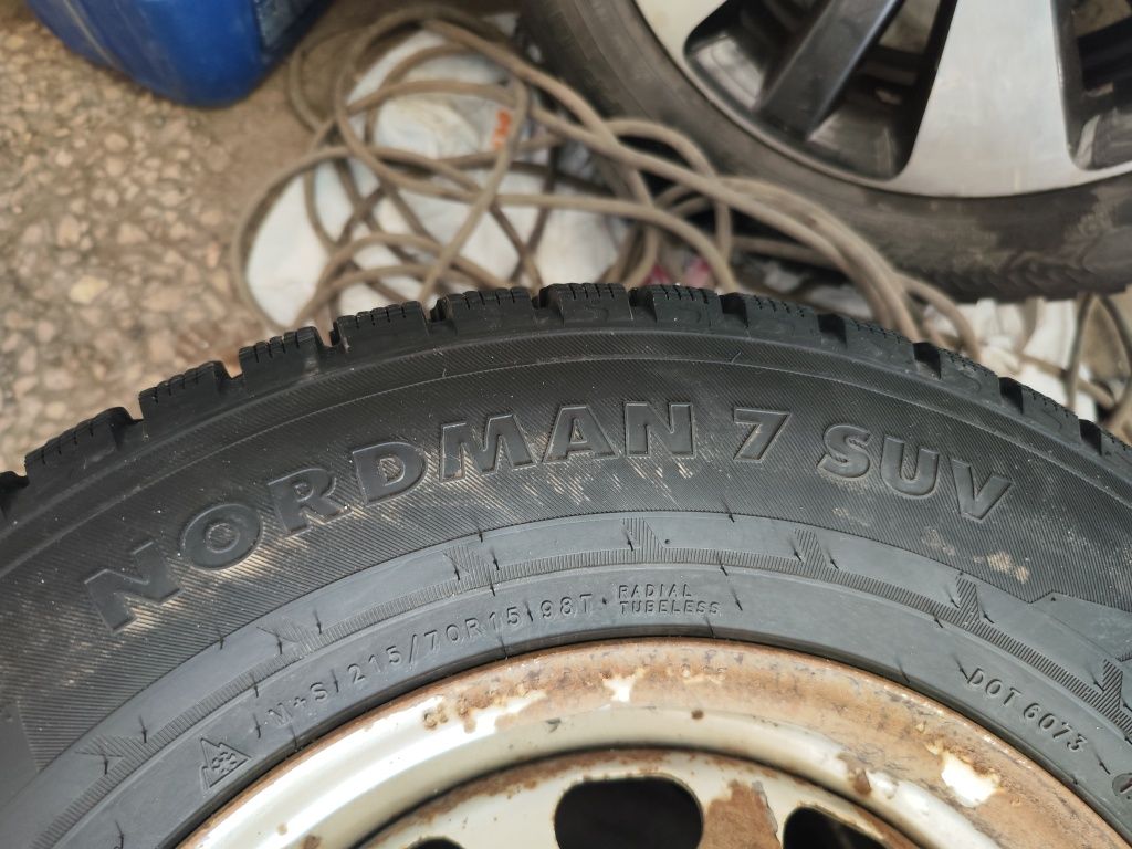 Nexen WINGUARD Winspike 3 Nokian Nordman 7 SUV