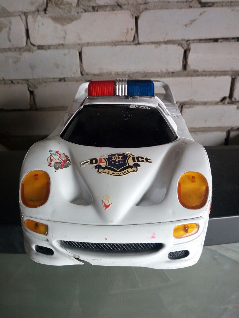Машинка спортивная  детская