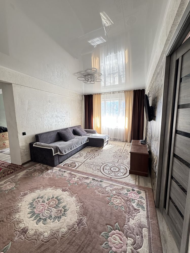 Продам 4 комн.кв,ул.Островского 6.S=60кв.м.Этаж 2/5