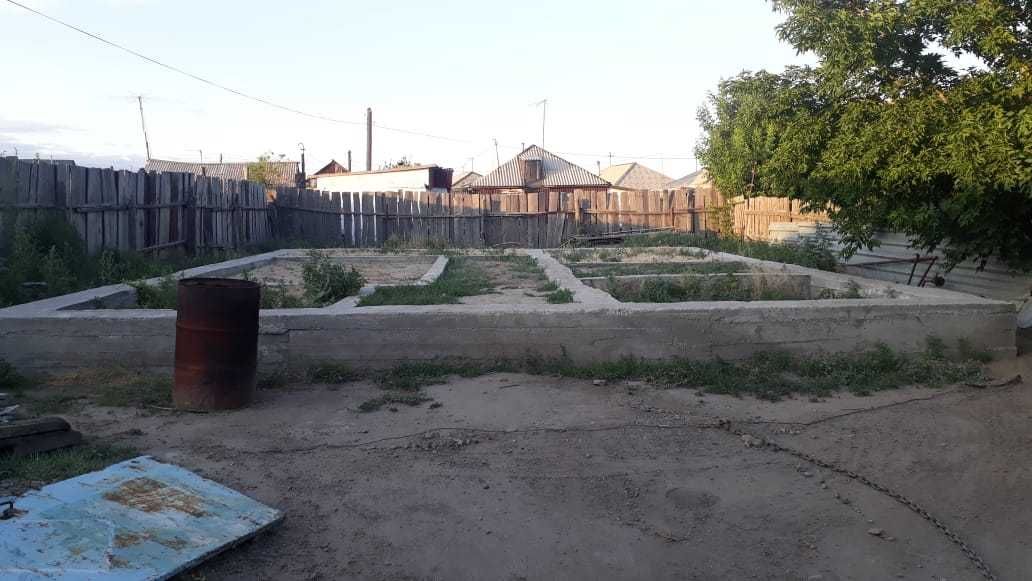 Продам землянку с большим участком