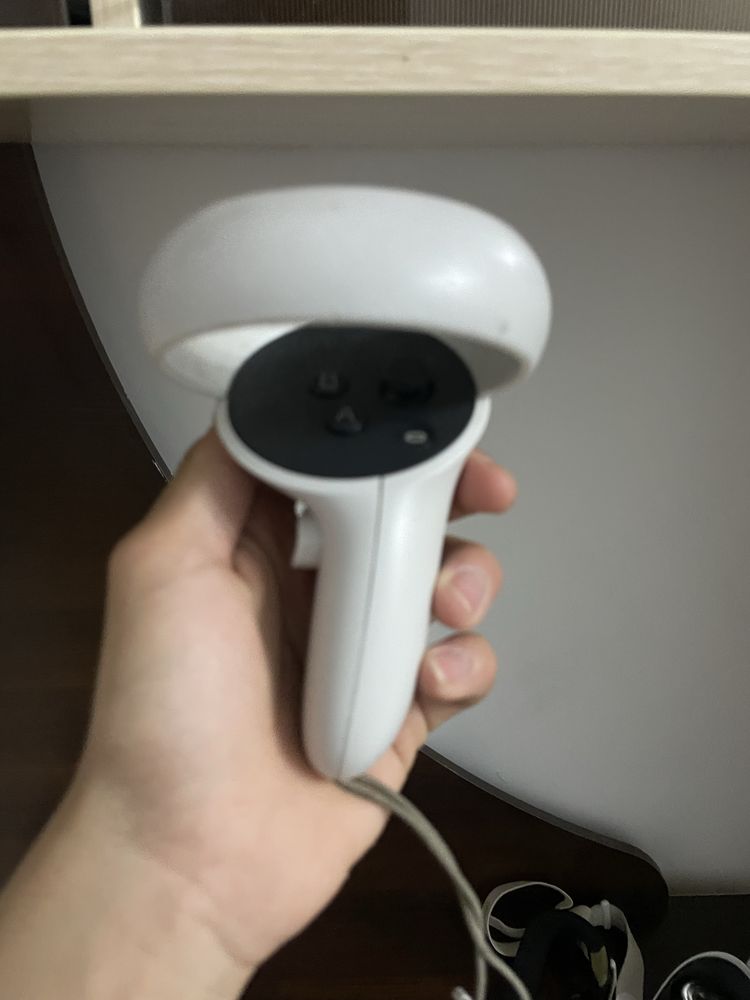 Продам Oculus Quest 2 256гб (Meta Quest 2) – Отличное состояние!