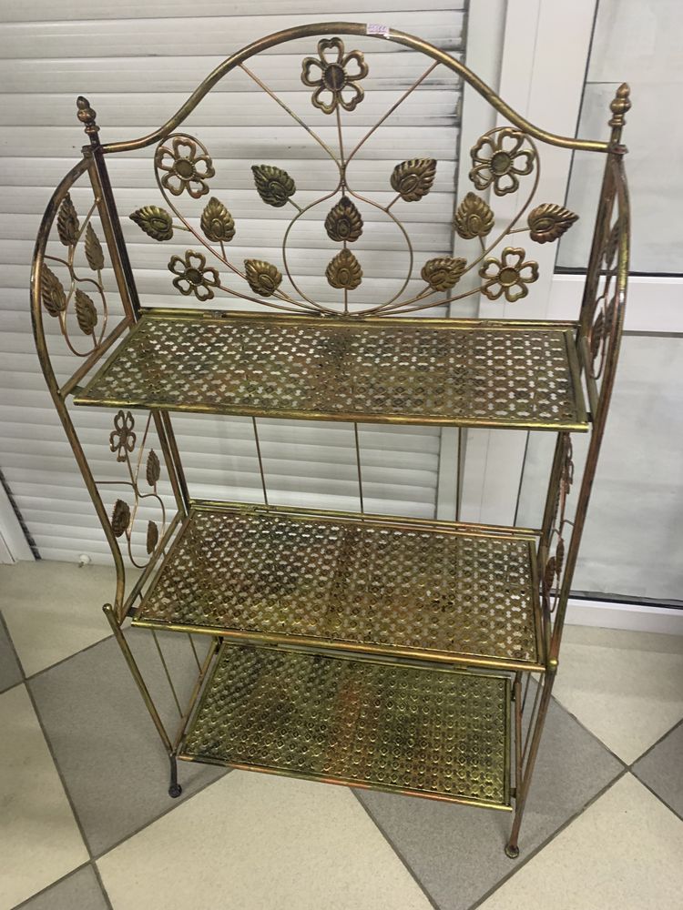 Продаются три этажерки фирмы Икеа,