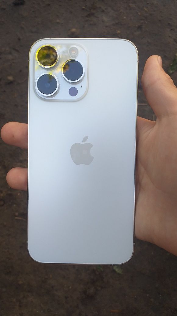 iPhone 14 Pro Max